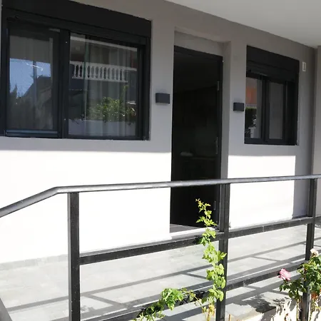 Bellelen - Kumquat Apartment
